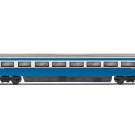 R40168 1 Blue Pullman Fo