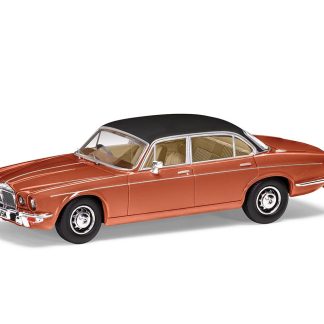 Va13903 Daimler Sovereign Series 2 Double Six Coral Pp 1 Web